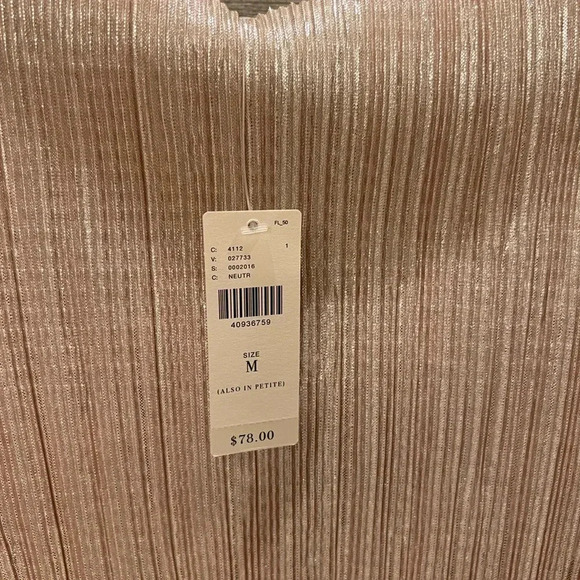 NWT new Anthropologie eri + Ali metallic gold shimmery pleated tank top medium - Picture 5 of 12